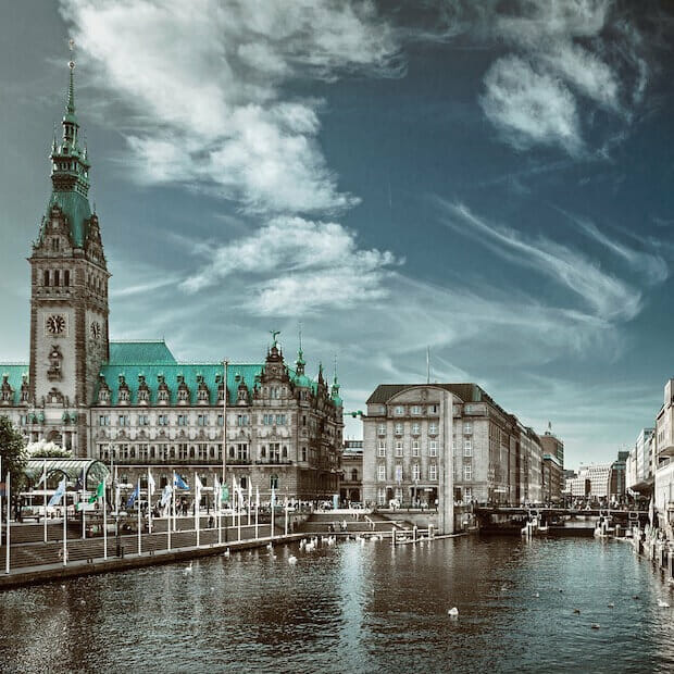 Hamburg-kinderbetreuung-im-privathaushalt-kindermadchen-nanny